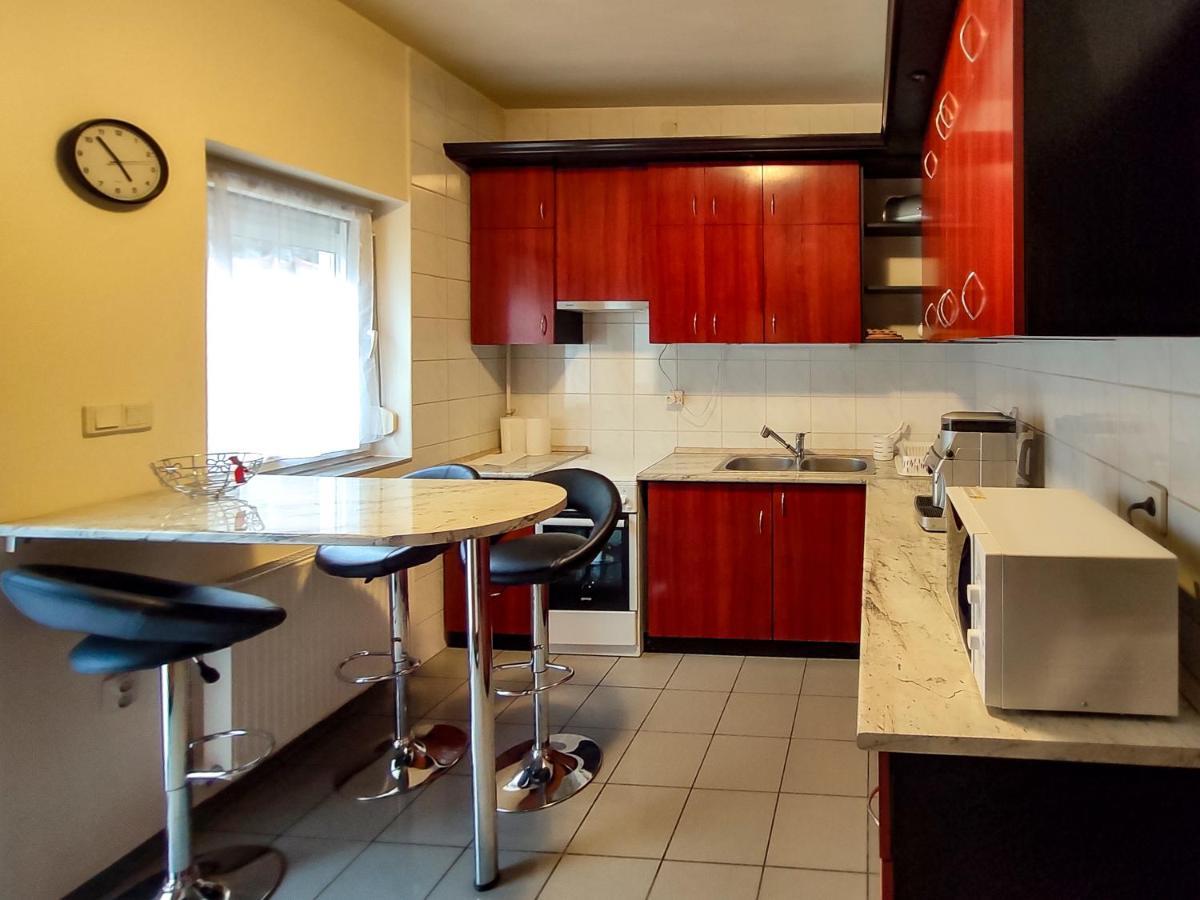Afrodite Apartmanhaz Эгер Экстерьер фото