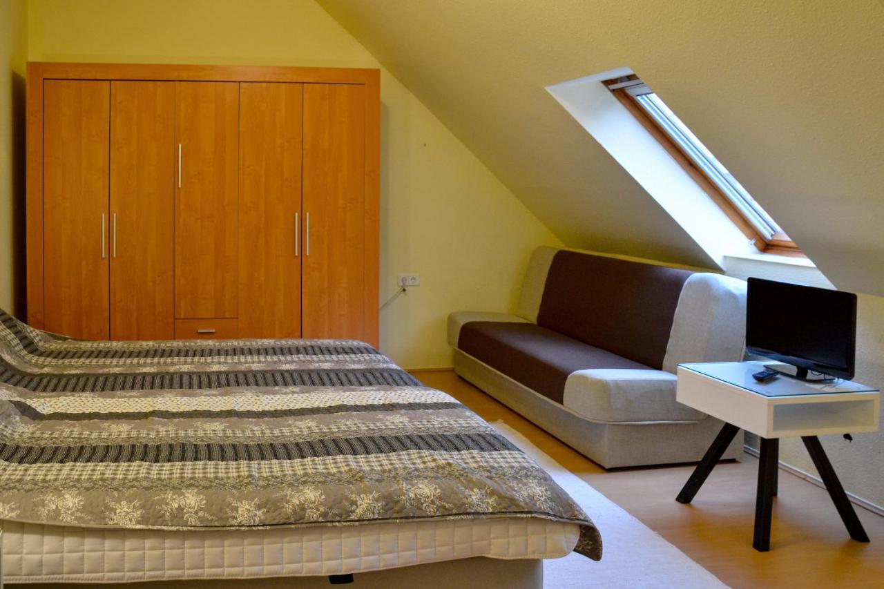 Afrodite Apartmanhaz Эгер Экстерьер фото